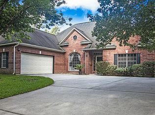 411 McDaniel Dr, Magnolia, TX 77354