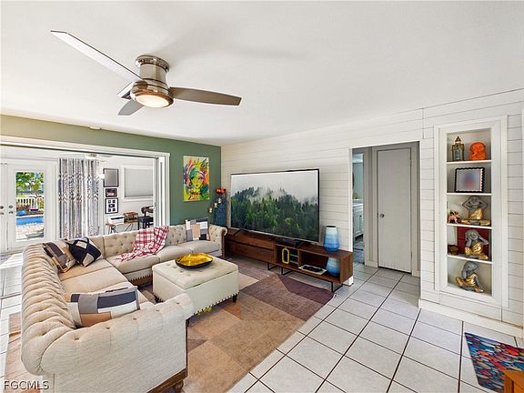 4th image of 1704 Cascade Way