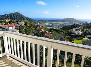 1055 Kalihiwai Pl, Honolulu, HI 96825