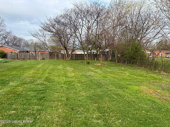 5th image of 604 Keeneland Dr