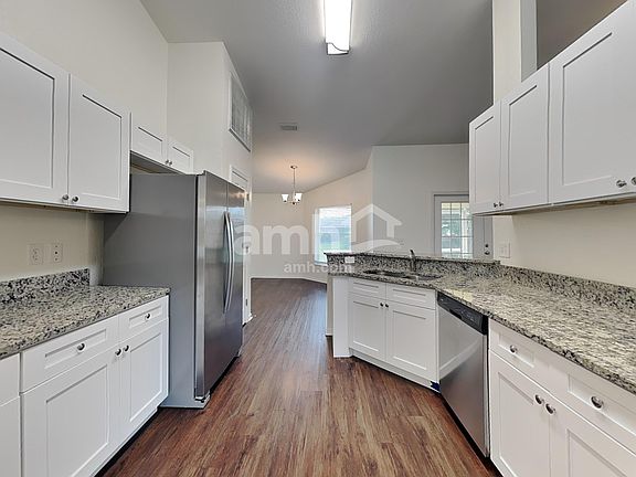 4th image of 3611 Welsch Way
