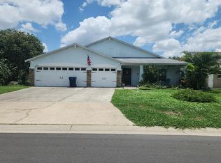 4016 Kingsfield Dr, Parrish, FL 34219