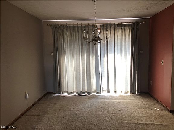5th image of 1192 Larkin Dr SW