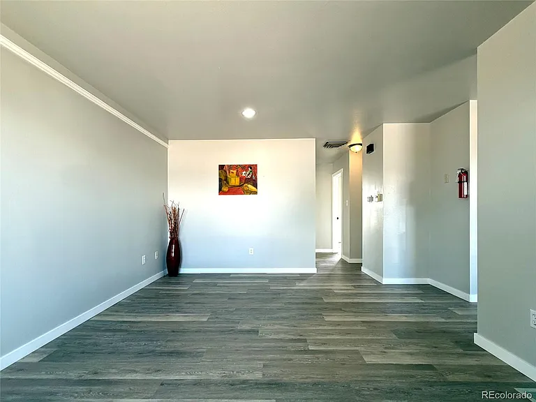 531 S Angus Ave #2 — Photo 16