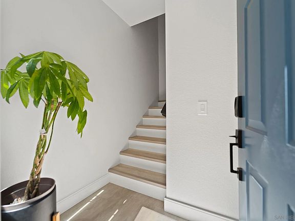 3rd image of 1252 El Cortez Ct