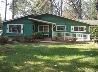 995 Maple Park Dr, Paradise, CA 95969