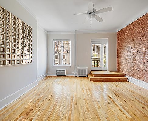 5th image of 130 W 81st St #4