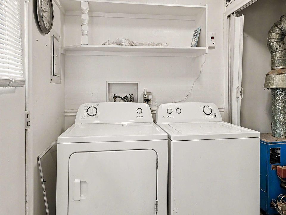 371 Colonial Ln, photo 22