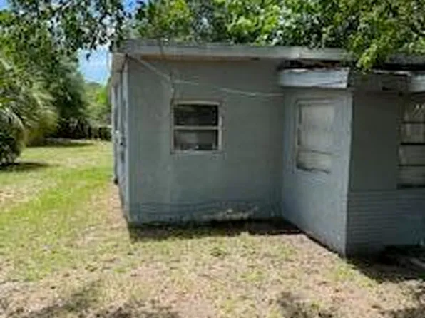 1303 N 24th Street, Fort Pierce, FL 34950