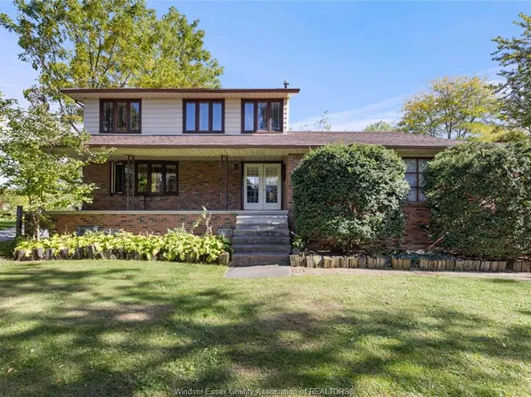 1189 Front Rd N, Amherstburg, ON N9V 3R3