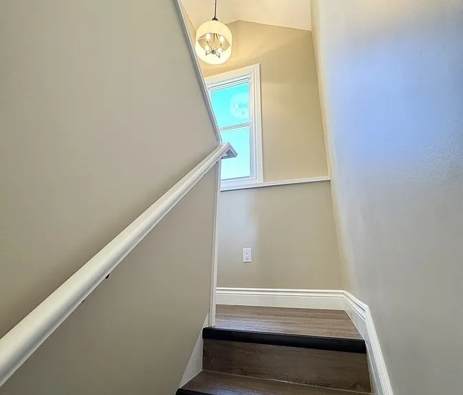 1290 Laurendeau Ave — Photo 28
