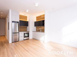 287 Powers St #2L, Brooklyn, NY 11211