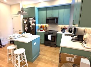 552 E 5th St #2, South Boston, MA 02127