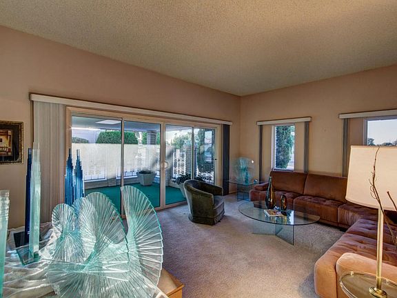5th image of 10921 W Hutton Dr