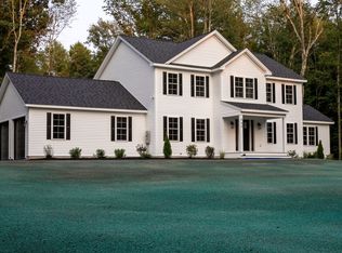 260 Hunt Rd, Oakham, MA 01068