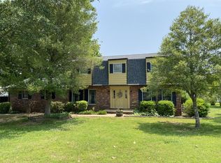 1740 Stonewall St N, Mc Kenzie, TN 38201