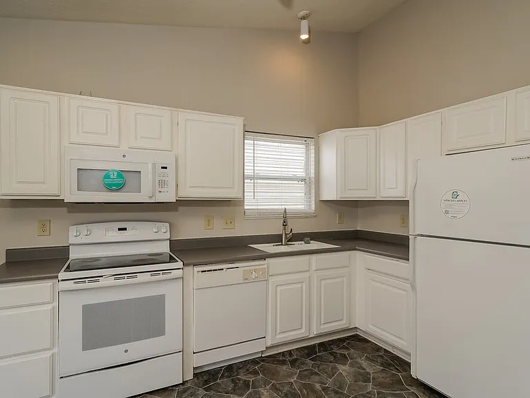 6452 Oyster Key Ln — Photo 7