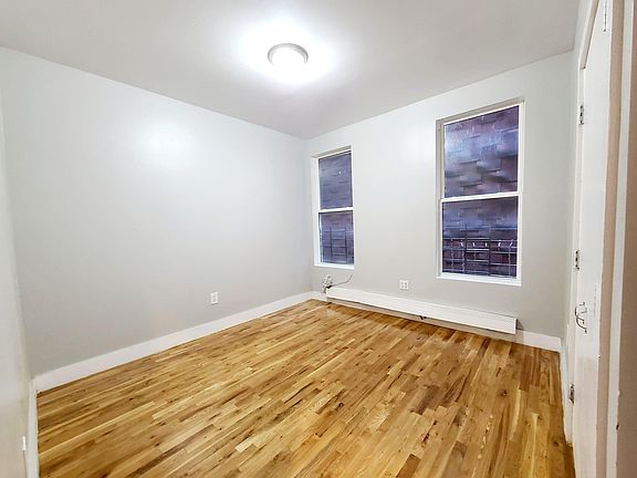 5th image of 739 E 181st St #5