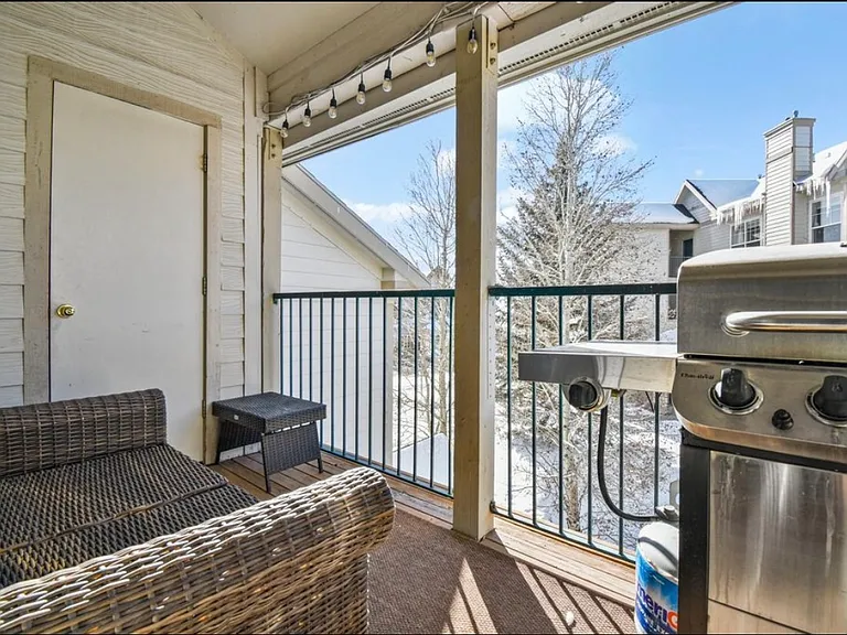 900 Bitner Rd — Photo 13