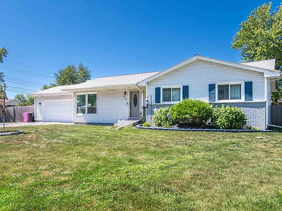 2nd image of 213 Briargate Dr