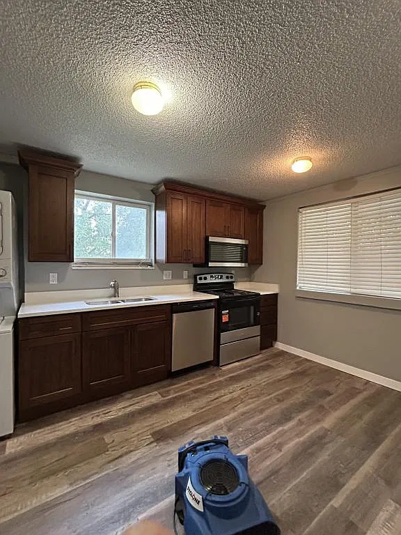 593 W 400 N — Photo 3