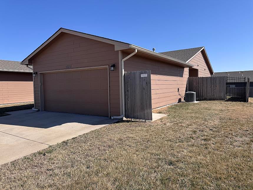 1st image of 5573 N Lycee Ct