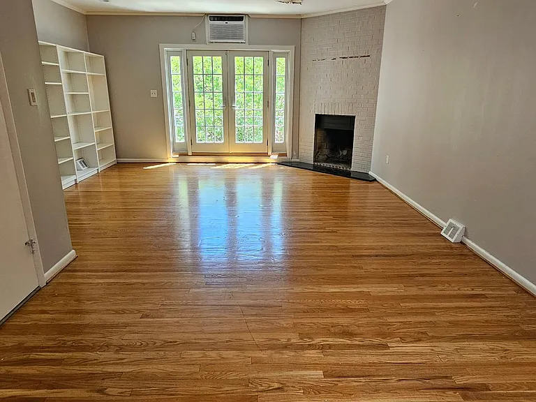 227 S Van Pelt St #2 — Photo 2