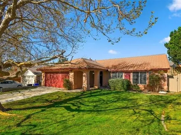 5694 Carleton St, San Bernardino, CA 92407