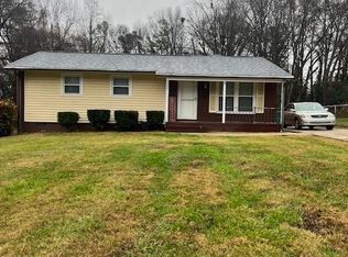 3227 Barfield Dr, Charlotte, NC 28217