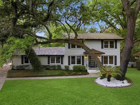 1204 Old Wanus Dr, Mount Pleasant, SC 29464