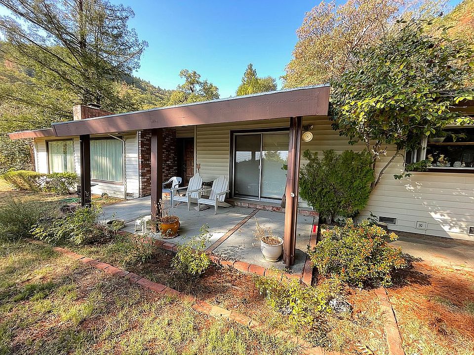 1st image of 735 Canyon Ct