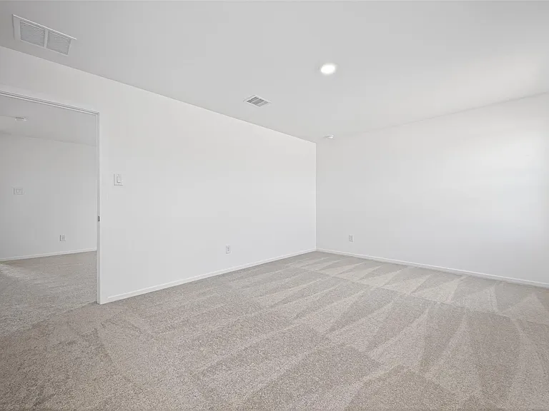 6273 Alder Creek Dr — Photo 28