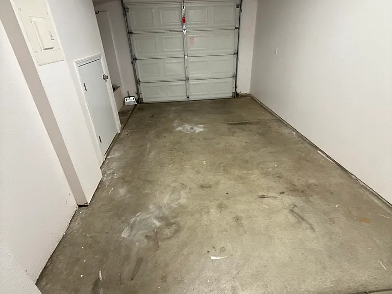 2404 Phoenix Way — Photo 8