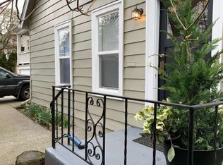 306 23rd Ave E, Seattle, WA 98112