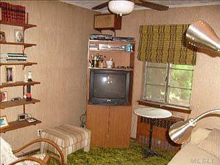 4th image of 1545 Lydia Ave