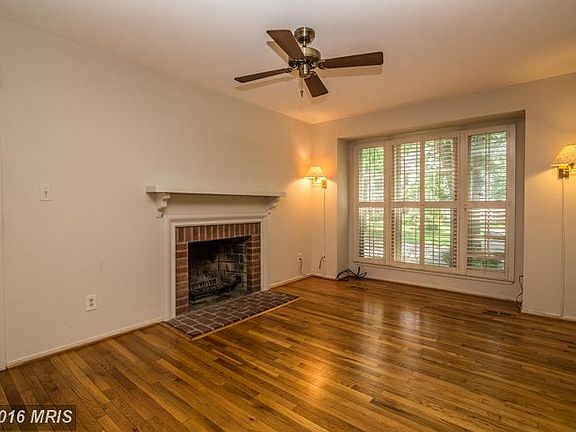 4th image of 9309 Vineyard Haven Dr