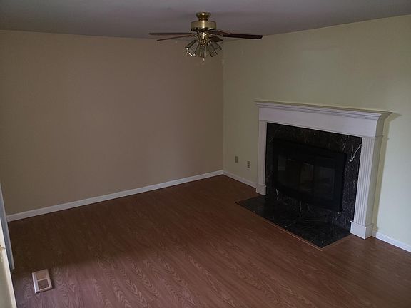 3rd image of 1611 167th Ave NE