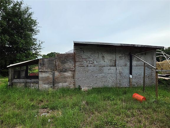 4th image of 2510 NE 165th St