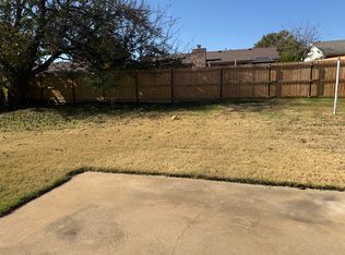 2324 NW 75th St, Lawton, OK 73505