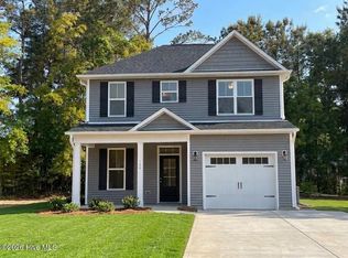 100 S Bandwheel Way, Hampstead, NC 28443
