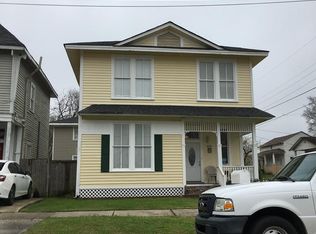 1123 Farmer St, Vicksburg, MS 39183