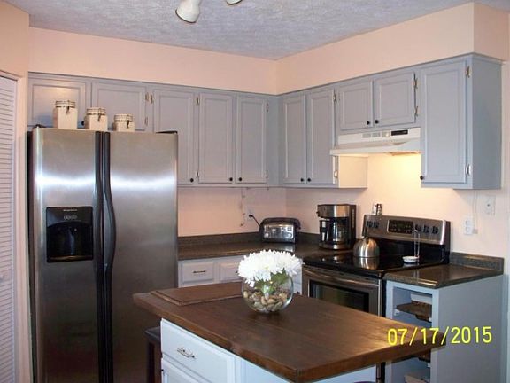 4th image of 2093 Carrollton Dr