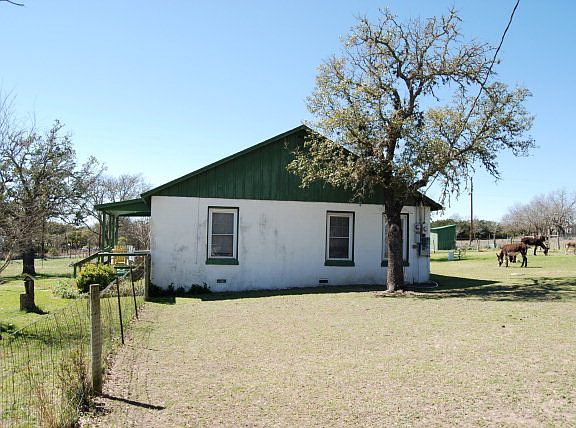4th image of 700 Johnson Dr