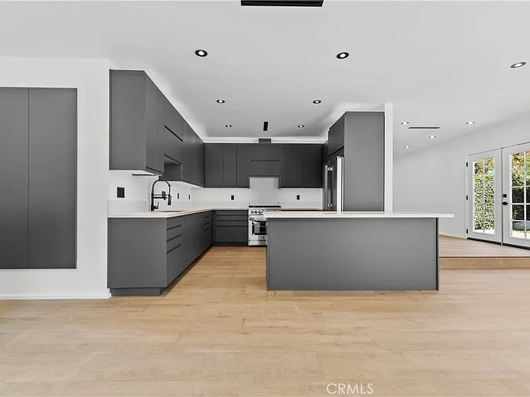536 Hampton Rd — Photo 21