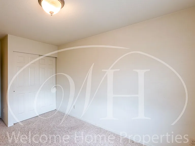 132 E Birch St — Photo 10