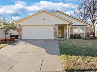 3308 Vine Rdg, Bedford, TX 76021