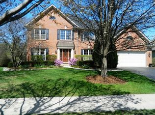 156 Stableford Dr, Glen Ellyn, IL