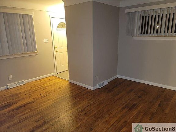 4th image of 605 Davis St