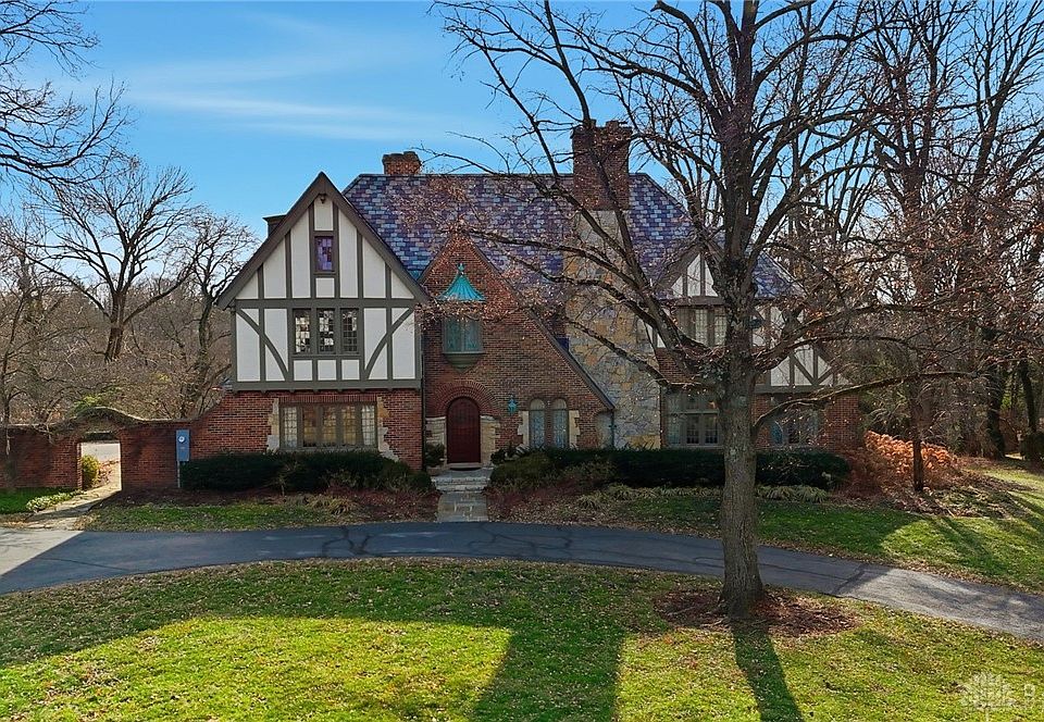 1st image of 3572 Springdale Dr