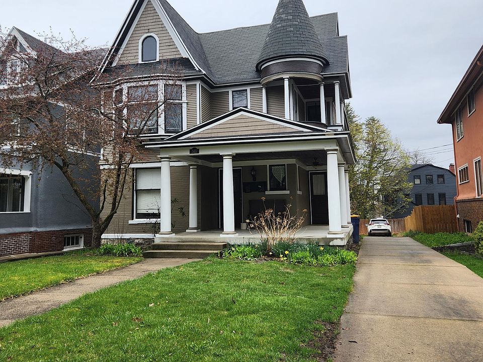 1st image of 565 Madison Ave SE #1